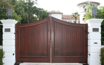 Cách trang trí cổng đẹp cho nhà thêm xinh